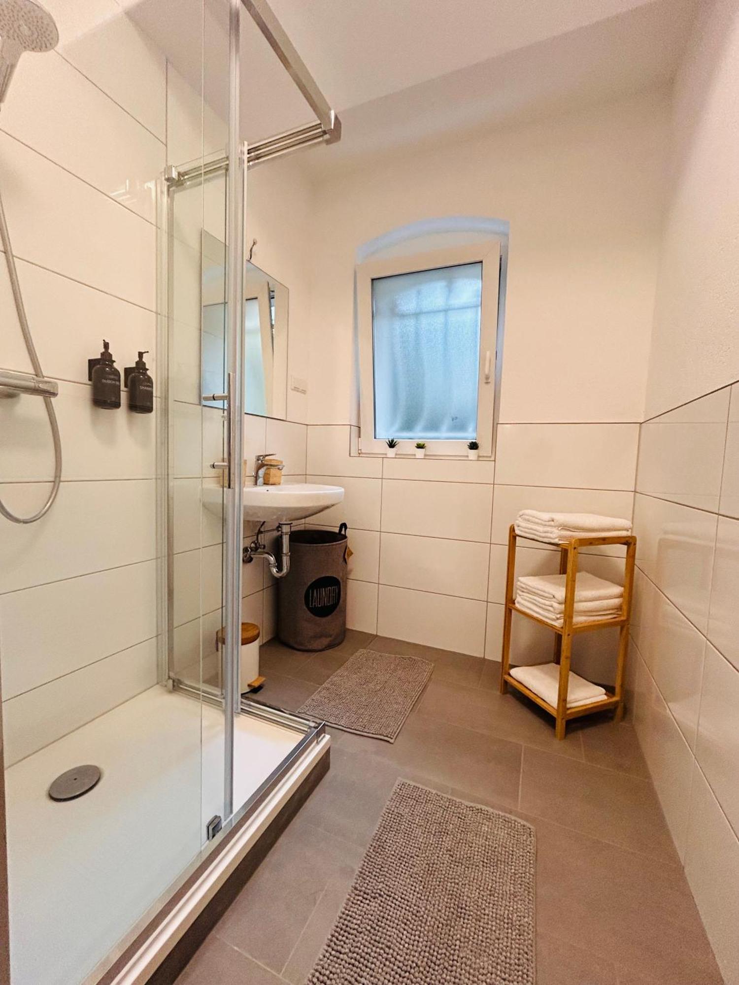 Gemuetliches Apartment - Beste Lage Касел Екстериор снимка